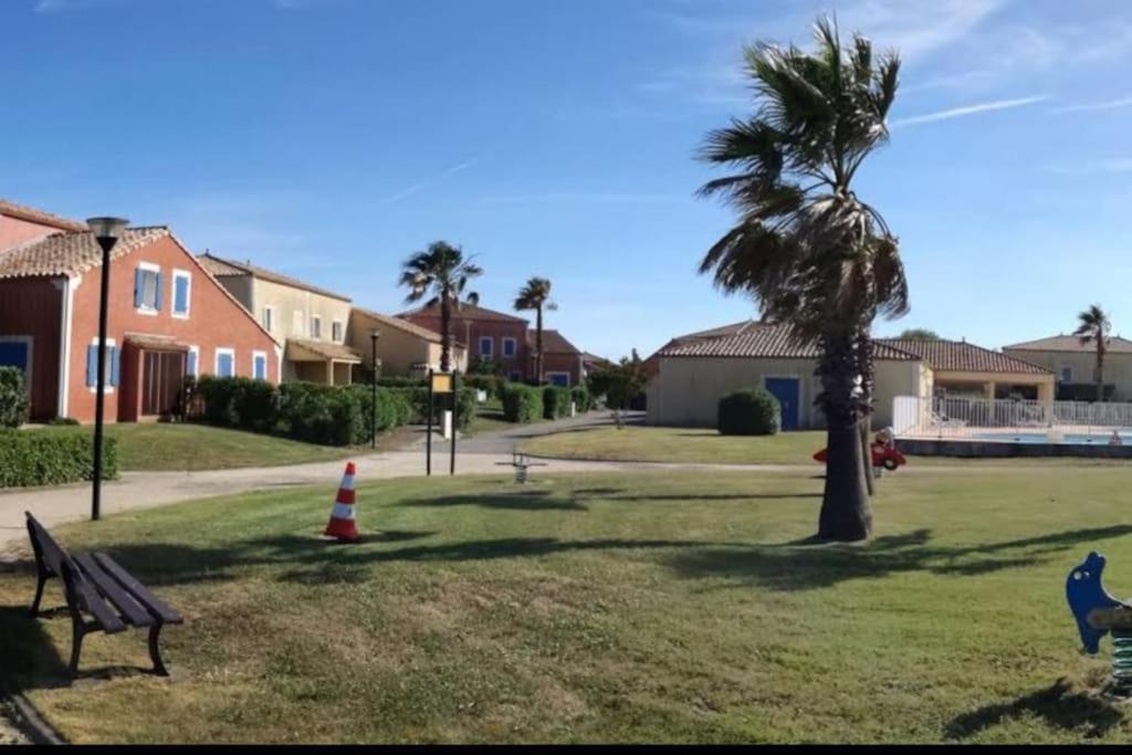 Villa Un Bol D'Air Frais Et De Soleil Entre Campagne Et Plage Béziers Exterior foto